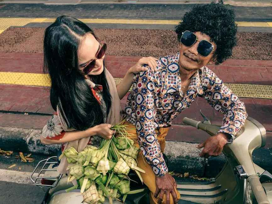 Fashion di Ujohbilang: Dari Pasar Tradisional ke Gaya Kekinian